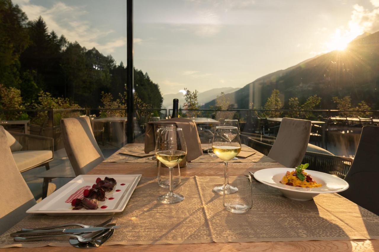 Residence Adamello Resort 폰테디레뇨 외부 사진