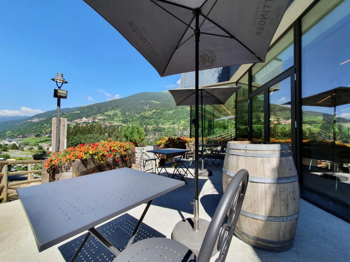 Residence Adamello Resort 폰테디레뇨 외부 사진