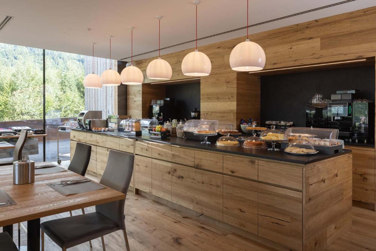 Residence Adamello Resort 폰테디레뇨 외부 사진