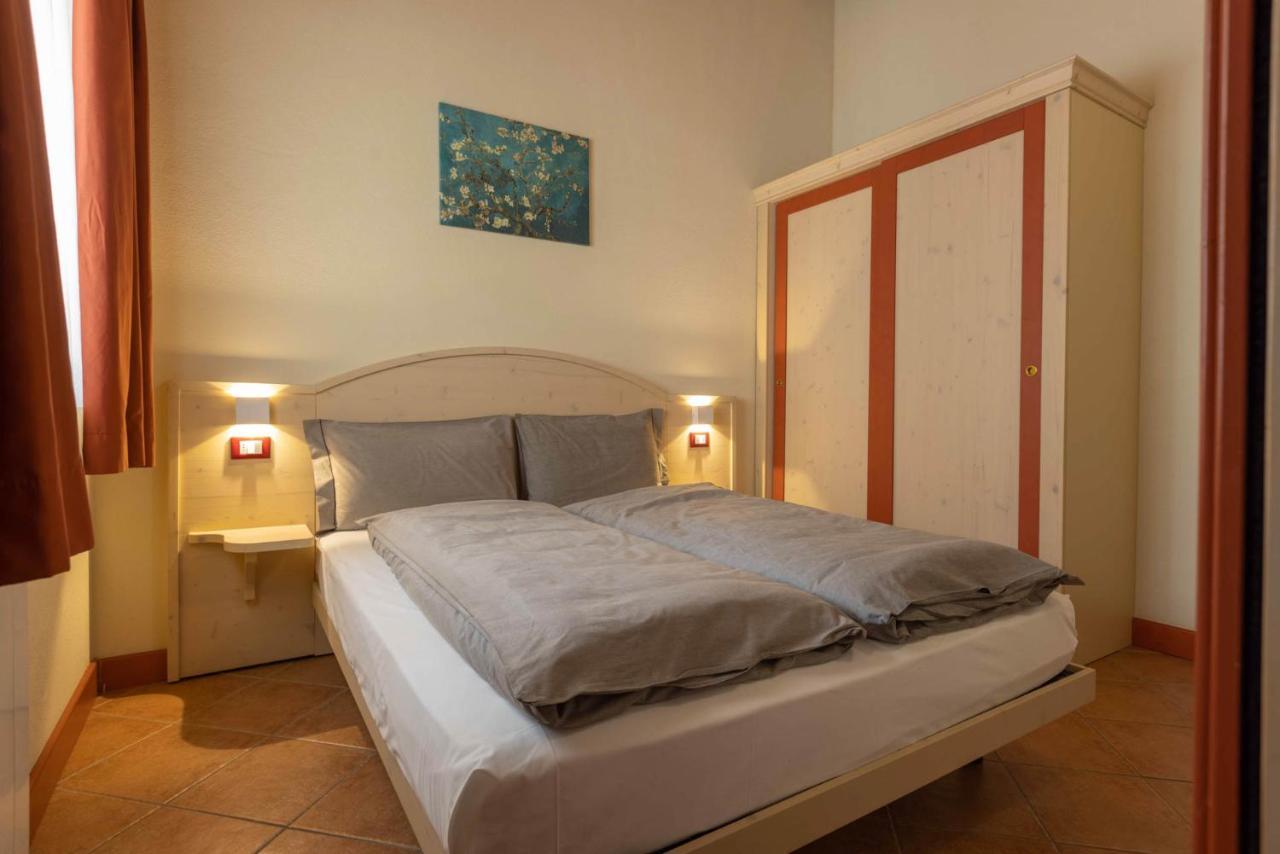 Residence Adamello Resort 폰테디레뇨 외부 사진