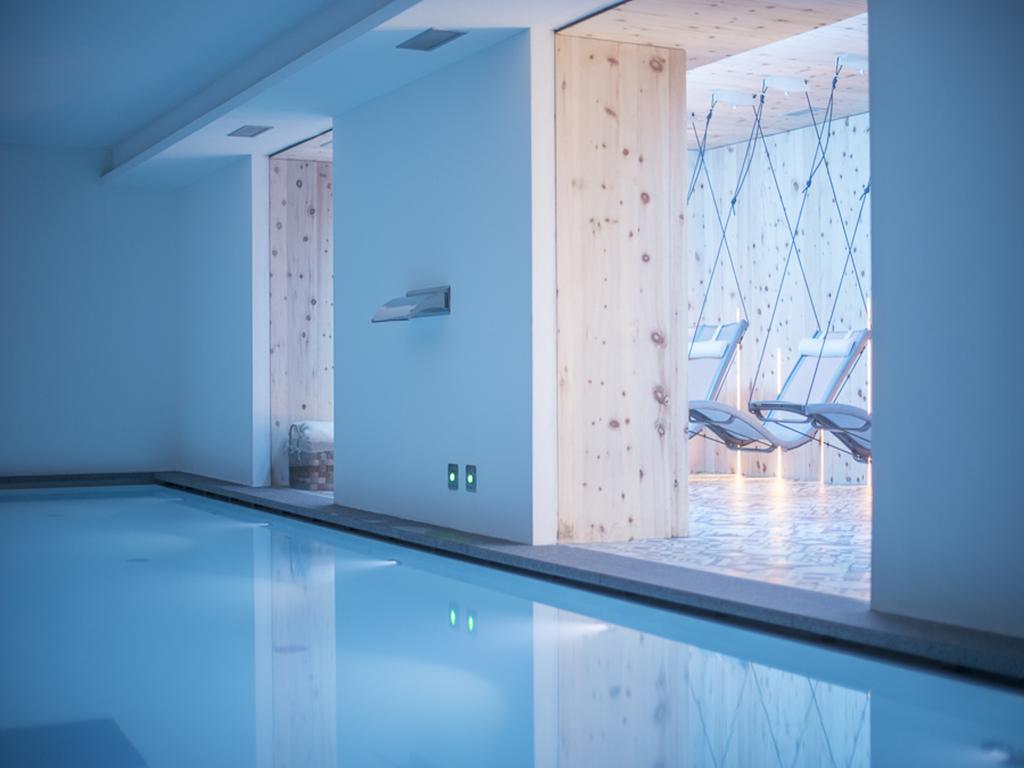 Residence Adamello Resort 폰테디레뇨 외부 사진