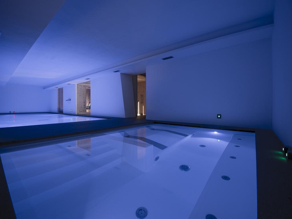 Residence Adamello Resort 폰테디레뇨 외부 사진